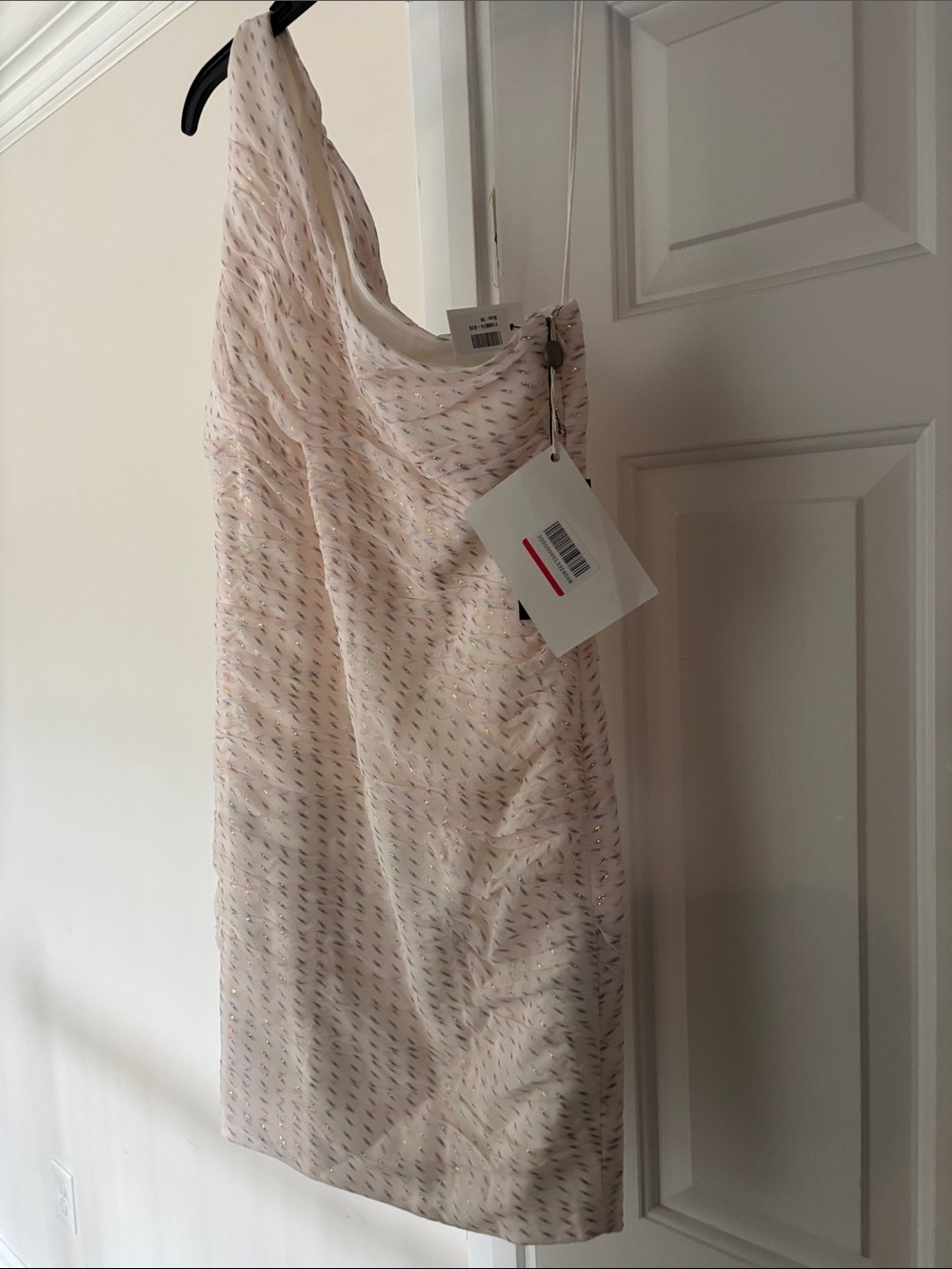 New Haney Size 10 One-Shoulder Blush Print Dress